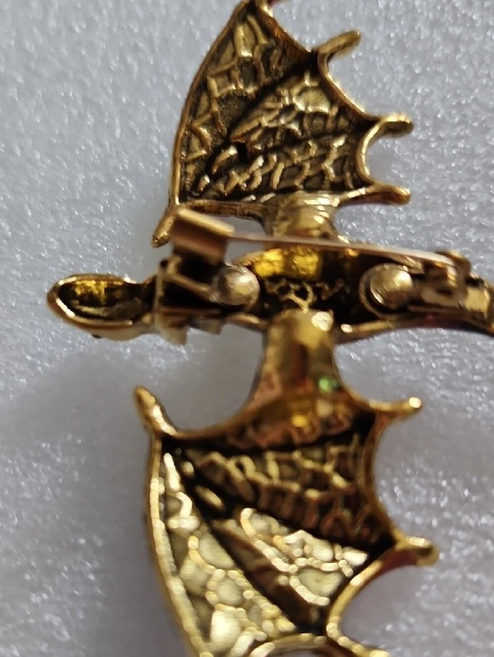N/A elegant dragon